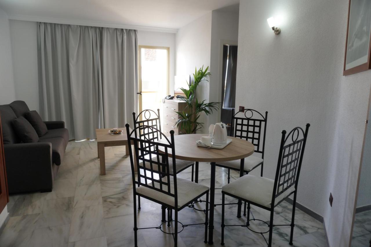 Apartamentos Piramides Плая де лас Америкас Екстериор снимка