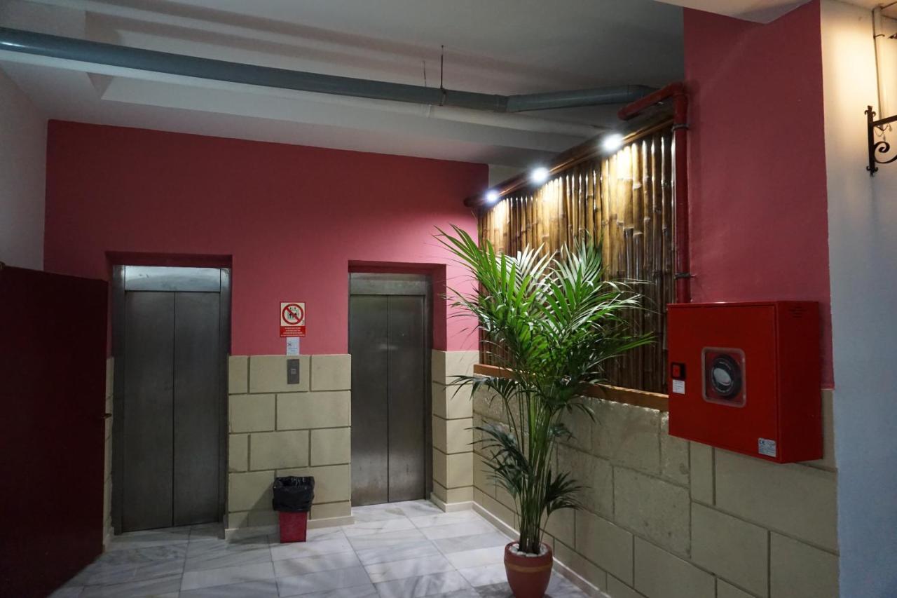 Apartamentos Piramides Плая де лас Америкас Екстериор снимка